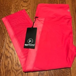 NWT 90 Degrees by Reflex Yoga Capri Leggings Large